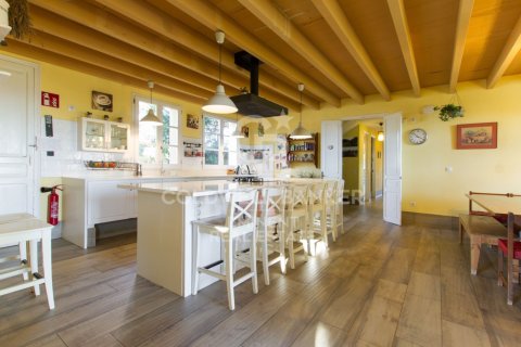 Сasa de 6 dormitorios en venta en Mataró, Barcelona, Cataluña, Spain № 6008 - foto 1