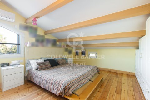 Сasa de 6 dormitorios en venta en Mataró, Barcelona, Cataluña, Spain № 6008 - foto 13