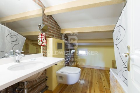 Сasa de 6 dormitorios en venta en Mataró, Barcelona, Cataluña, Spain № 6008 - foto 18