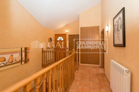 Villa de 5 dormitorios en venta en Principado De Andorra (Ninguna Poblacion Tiene C.P.), Lérida, Cataluña, Spain № 6006 - foto 14