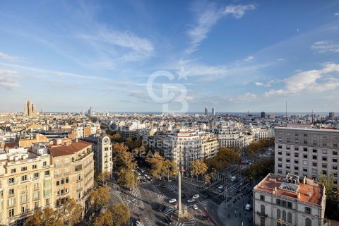 Купить квартиру в Барселона, Испания с 2 спальни, 176м², № 6005 - фото 14