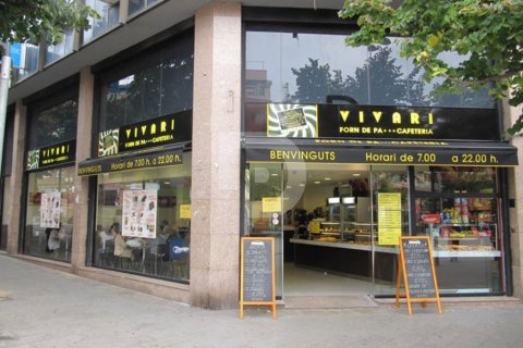 Cafetería / restaurante de 530 m² en venta en Sants-Montjuïc, Barcelona, Cataluña, Spain № 4578