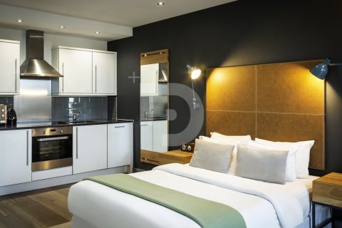 Propiedad comercial de 962 m² en venta en L'Eixample, Barcelona, Cataluña, Spain № 4583 - foto 2