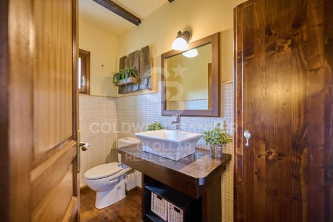 Купить виллу в Каталония, Испания с 6 спален, 240м², № 5658 - фото 23