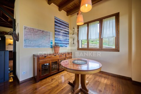 Купить виллу в Каталония, Испания с 6 спален, 240м², № 5658 - фото 10