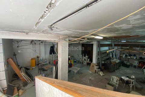 Propiedad comercial de 198 m² en venta en Sant Martí, Barcelona, Cataluña, Spain № 2174 - foto 23