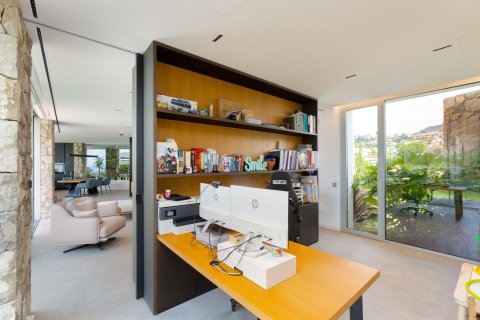 Сasa de 4 dormitorios en venta en Teia, Barcelona, Cataluña, Spain № 2914 - foto 20