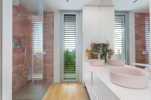 Сasa de 4 dormitorios en venta en Teia, Barcelona, Cataluña, Spain № 2914 - foto 10