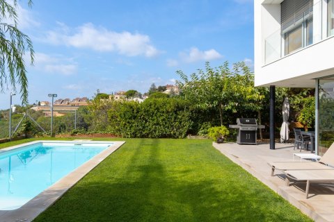Сasa de 4 dormitorios en venta en Teia, Barcelona, Cataluña, Spain № 2914 - foto 4