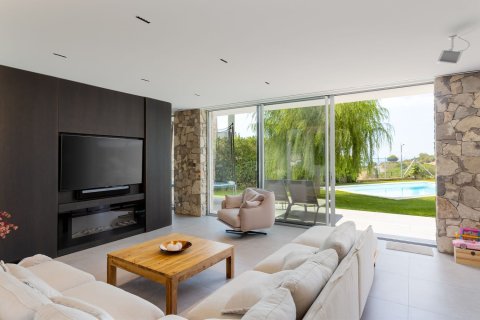 Сasa de 4 dormitorios en venta en Teia, Barcelona, Cataluña, Spain № 2914 - foto 11
