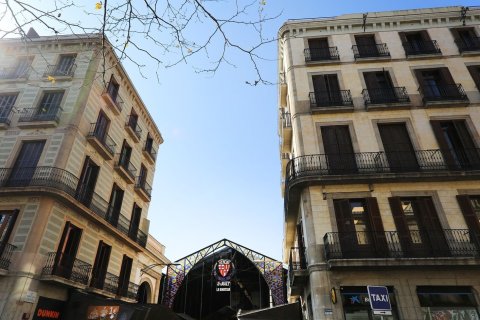 Apartamento de 2 dormitorios en venta en Ciudad Vieja, Barcelona, Cataluña, Spain № 2464 - foto 13