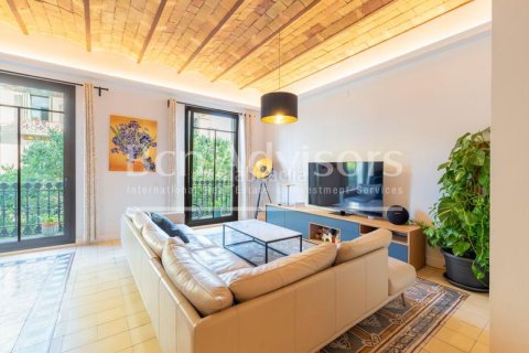 Apartamento de 3 dormitorios en venta en Eixample, Barcelona, Cataluña, Spain № 2913 - foto 11
