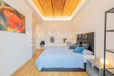 Apartamento de 3 dormitorios en venta en Eixample, Barcelona, Cataluña, Spain № 2913 - foto 28