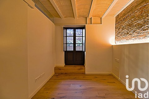 Apartamento de 2 dormitorios en venta en Barcelona, Cataluña, Spain № 4867 - foto 12