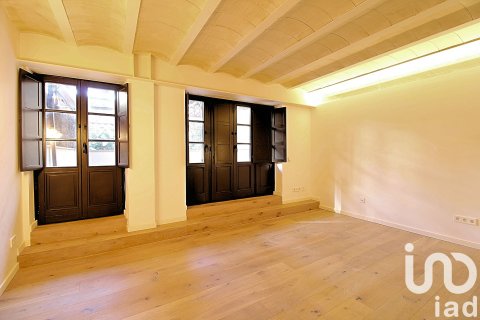Apartamento de 2 dormitorios en venta en Barcelona, Cataluña, Spain № 4867 - foto 7