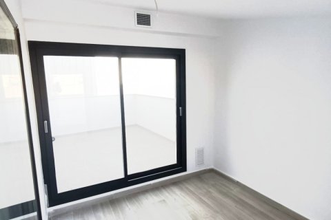 Apartamento de 3 dormitorios en venta en L'Ametlla de Mar, Tarragona, Cataluña, Spain № 4864 - foto 14