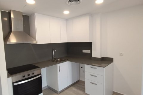 Apartamento de 3 dormitorios en venta en L'Ametlla de Mar, Tarragona, Cataluña, Spain № 4864 - foto 10