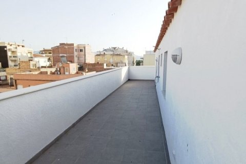 Apartamento de 3 dormitorios en venta en L'Ametlla de Mar, Tarragona, Cataluña, Spain № 4864 - foto 24