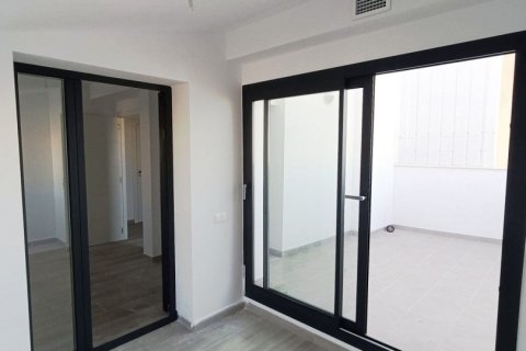 Apartamento de 3 dormitorios en venta en L'Ametlla de Mar, Tarragona, Cataluña, Spain № 4864 - foto 11