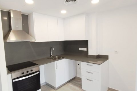Apartamento de 3 dormitorios en venta en L'Ametlla de Mar, Tarragona, Cataluña, Spain № 4864 - foto 8