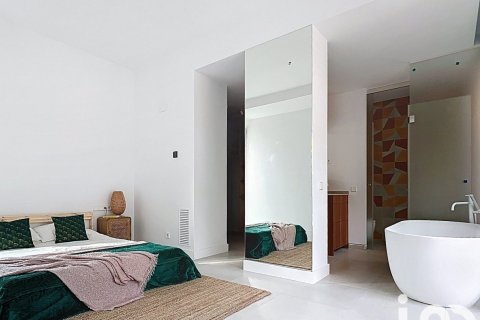 Сasa de 4 dormitorios en venta en Sant Pere de Ribes, Barcelona, Cataluña, Spain № 4862 - foto 15