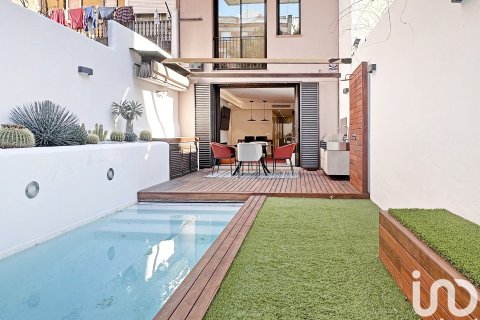Сasa de 3 dormitorios en venta en Barcelona, Cataluña, Spain № 4973 - foto 4