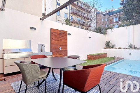 Сasa de 3 dormitorios en venta en Barcelona, Cataluña, Spain № 4973