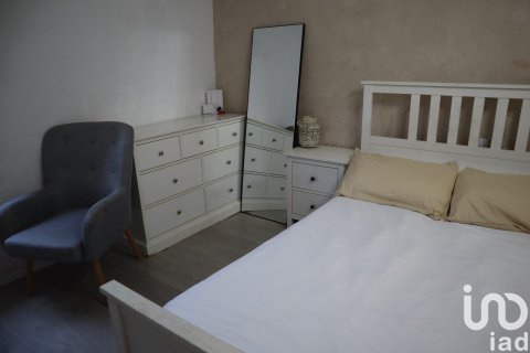 Сasa de 4 dormitorios en venta en Castellar del Vallès, Barcelona, Cataluña, Spain № 4968 - foto 17