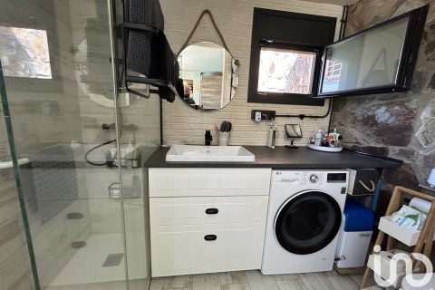 Сasa de 4 dormitorios en venta en Castellar del Vallès, Barcelona, Cataluña, Spain № 4968 - foto 20