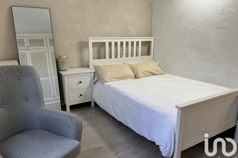 Сasa de 4 dormitorios en venta en Castellar del Vallès, Barcelona, Cataluña, Spain № 4968 - foto 8