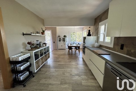 Сasa de 4 dormitorios en venta en Castellar del Vallès, Barcelona, Cataluña, Spain № 4968 - foto 14