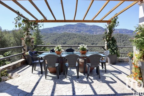 Сasa de 4 dormitorios en venta en Castellar del Vallès, Barcelona, Cataluña, Spain № 4968