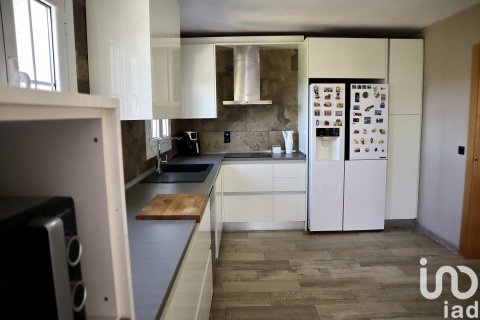 Сasa de 4 dormitorios en venta en Castellar del Vallès, Barcelona, Cataluña, Spain № 4968 - foto 16