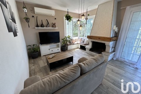 Сasa de 4 dormitorios en venta en Castellar del Vallès, Barcelona, Cataluña, Spain № 4968 - foto 13