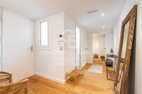 Ático de 3 dormitorios en venta en Barcelona, Cataluña, Spain № 5455 - foto 10