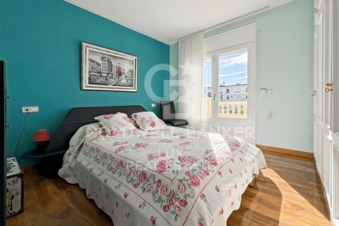 Сasa de 4 dormitorios en venta en Empuriabrava, Gerona, Cataluña, Spain № 5456 - foto 13