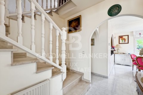 Сasa de 4 dormitorios en venta en Empuriabrava, Gerona, Cataluña, Spain № 5456 - foto 10