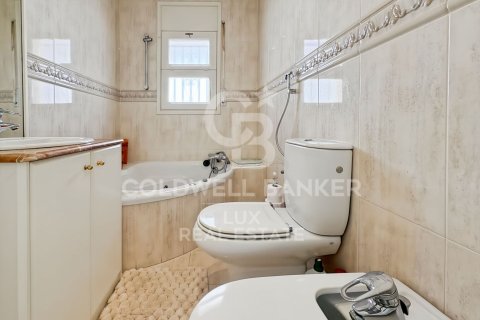 Сasa de 4 dormitorios en venta en Empuriabrava, Gerona, Cataluña, Spain № 5456 - foto 15