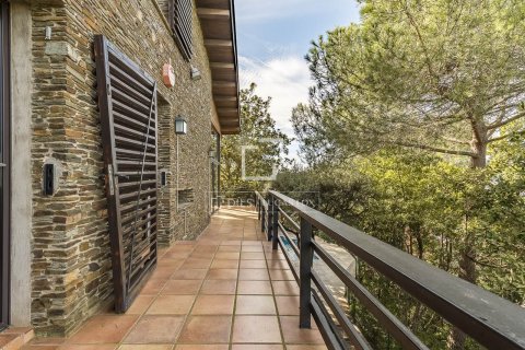 Villa de 6 dormitorios en venta en Barcelona, Cataluña, Spain № 4109 - foto 15