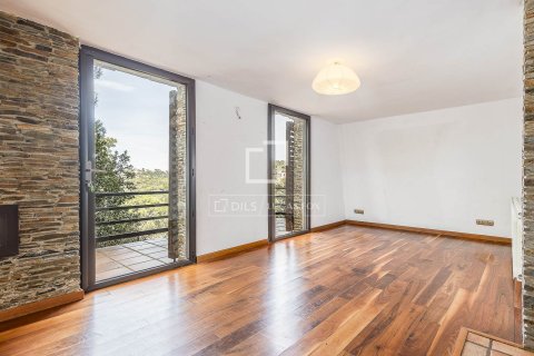 Villa de 6 dormitorios en venta en Barcelona, Cataluña, Spain № 4109 - foto 14