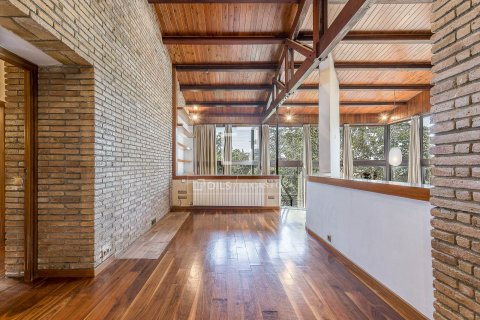 Villa de 6 dormitorios en venta en Barcelona, Cataluña, Spain № 4109 - foto 5