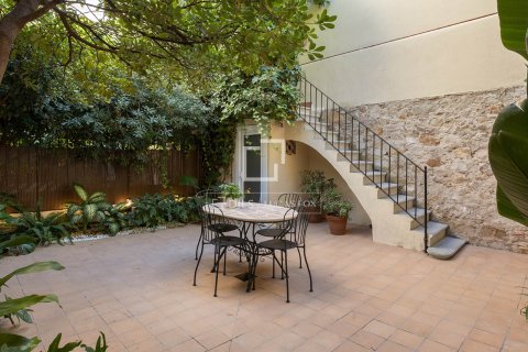 Apartamento de 2 dormitorios en venta en Barcelona, Cataluña, Spain № 4106 - foto 3
