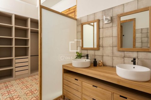 Apartamento de 2 dormitorios en venta en Barcelona, Cataluña, Spain № 4106 - foto 10