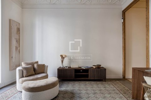 Apartamento de 2 dormitorios en venta en Barcelona, Cataluña, Spain № 4106 - foto 27