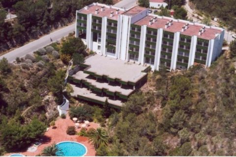Propiedad comercial de 8000 m² en venta en Canyelles, Gerona, Cataluña, Spain № 5093 - foto 5