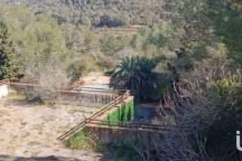 Propiedad comercial de 8000 m² en venta en Canyelles, Gerona, Cataluña, Spain № 5093 - foto 24