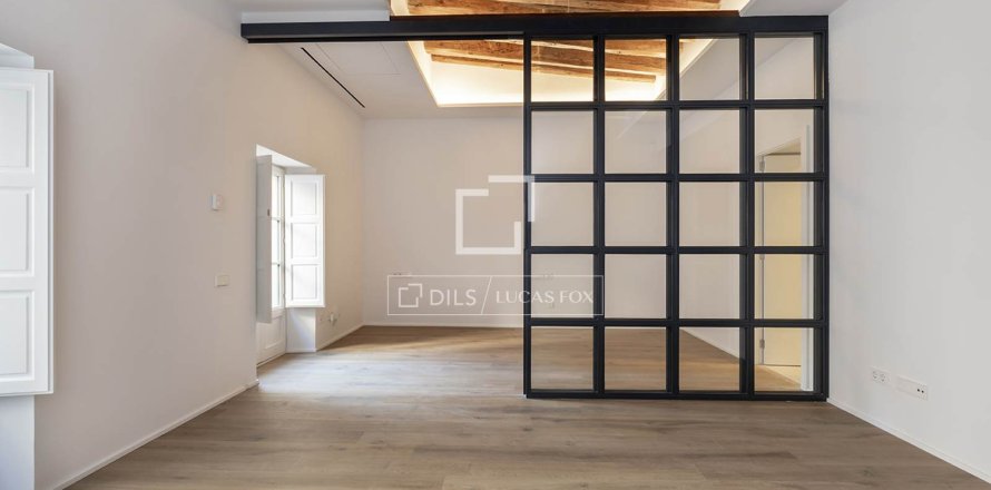 2 bedrooms apartment for sale in Barcelona, Catalonia, Spain № 4376