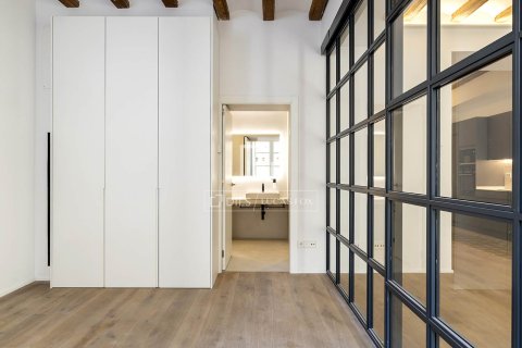 2 bedrooms apartment for sale in Barcelona, Catalonia, Spain № 4376 - photo 9