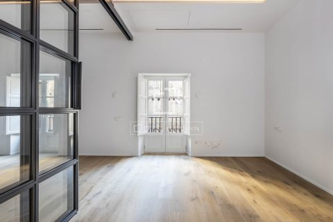 2 bedrooms apartment for sale in Barcelona, Catalonia, Spain № 4376 - photo 6