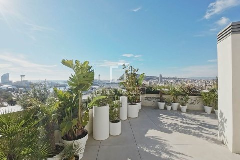 Ático de 4 dormitorios en venta en Barcelona, Cataluña, Spain № 4377 - foto 8